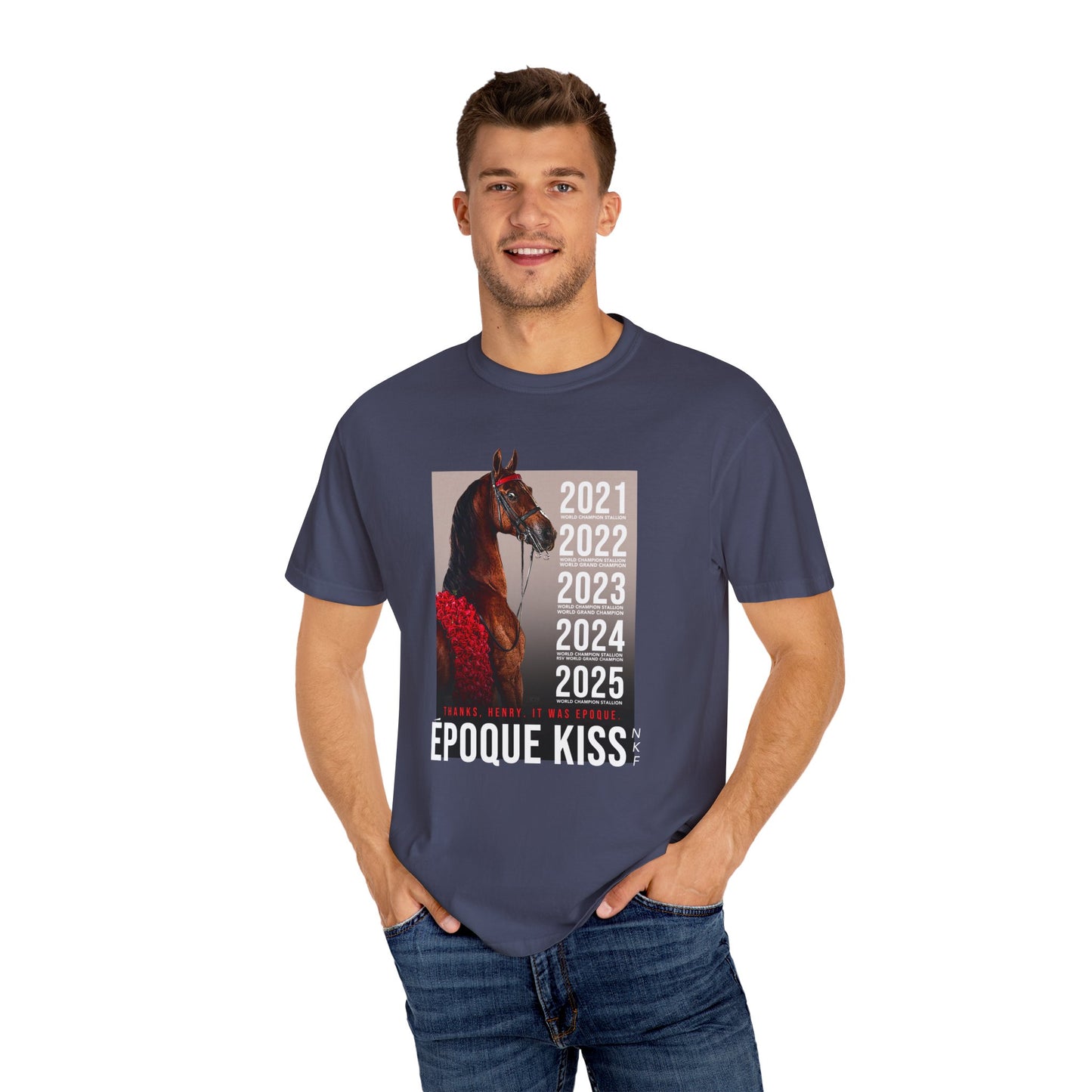 Époque Kiss - Front Design - Comfort Colors Tee