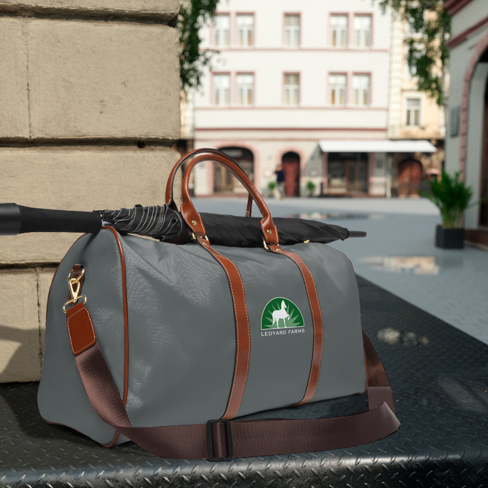 
                  
                    Waterproof Travel Bag
                  
                